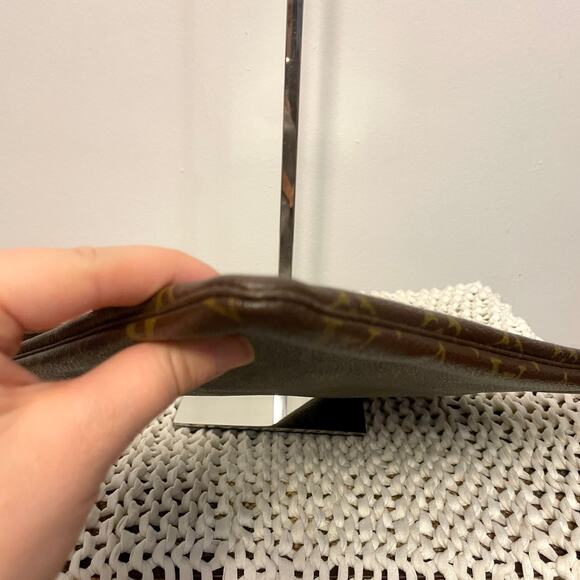 Louis Vuitton Priant Monogram LV Clutch Foldover Oversized Business Pochette - Picture 8 of 16